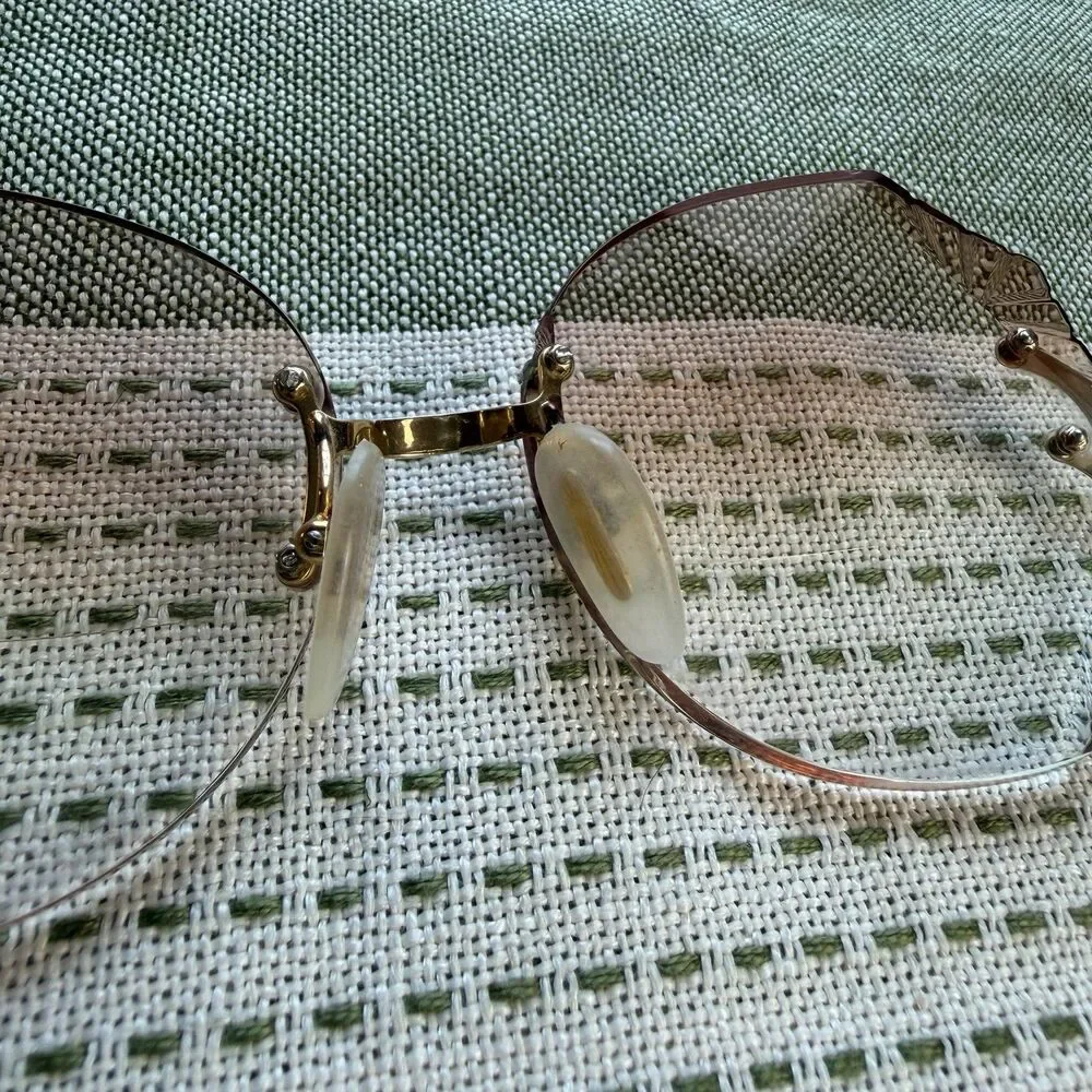 Multi-Facets vintage eye